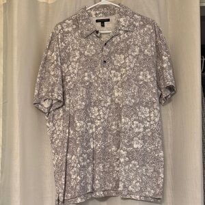 Banana Republic Floral Patterned Shirt in Gray and White
